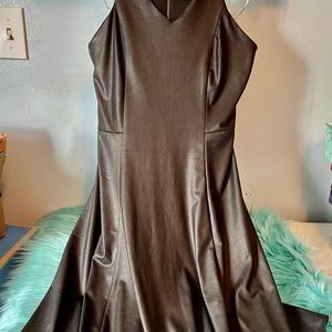 FOREVER 21 Sexy Black Sleeveless Zipper Back Cocktail Dress